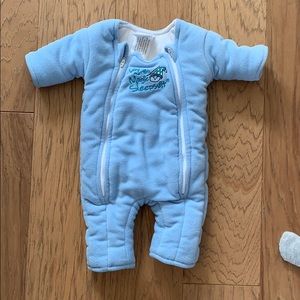 Baby Merlins Magic Sleep Suit sz 3-6 months